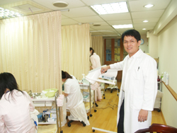 揭開QQ臉蛋下的真面目--彭于賓醫師_圖7