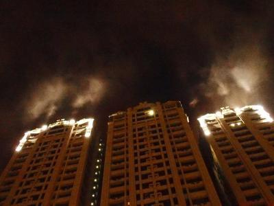 大樓冒煙了？…