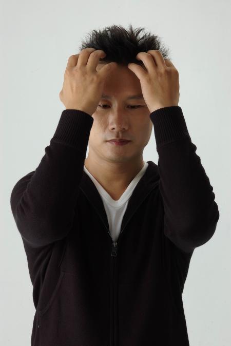 太極太流行７) 摩運頭部：舒緩頭部的不適〔介紹〕_圖1