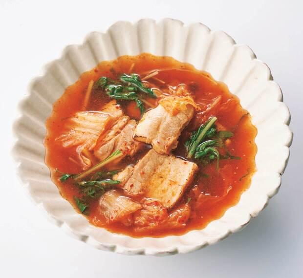 40歲以上小心！內臟脂肪堆積，恐造成頻尿、老人味...減重名醫教你喝「低醣瘦肚湯」剷肉_圖2