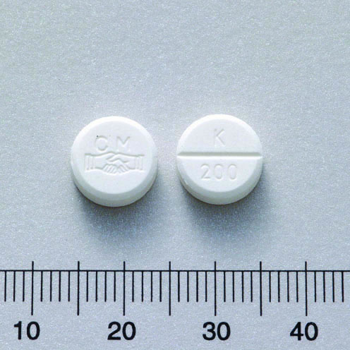 SUGEN TABLETS 200MG (KETOCONAZOLE)"C.M." "中美"舒淨錠200毫克（克多可那挫）