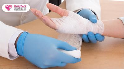 手術後可以馬上復健嗎？新觀念是術後愈快復健愈好，太久後才動恐造成1部位僵硬