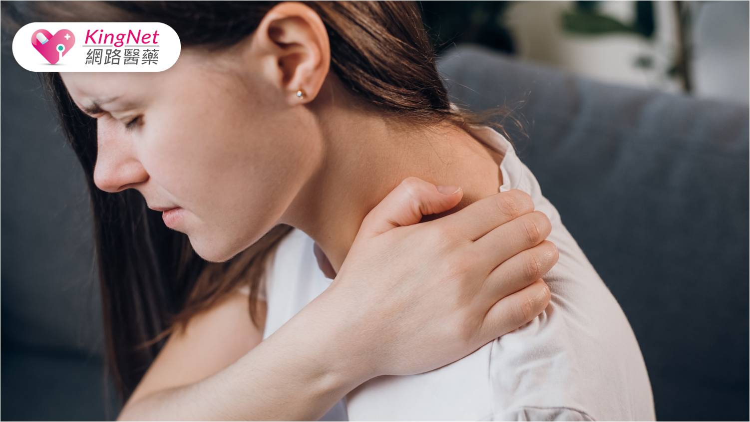 28歲女胸腔「畸胎瘤」疼痛難耐，竟從出生就存在？！_圖1