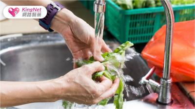 蔬果如何清洗才不會有農藥殘留問題？營養師分享8種正確的蔬果洗法