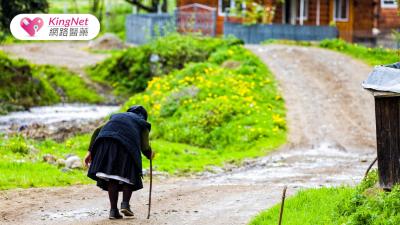 85歲以上國人半數罹患失智症！醫師：利用篩檢量表，及早發現並治療