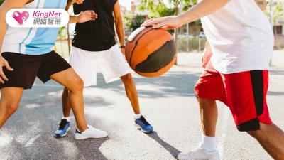 運動狂流汗卻不喝水？醫師警告：小心橫紋肌溶解症上身！