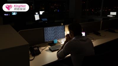 職場真相：加班不停？先學會管理情緒與節奏